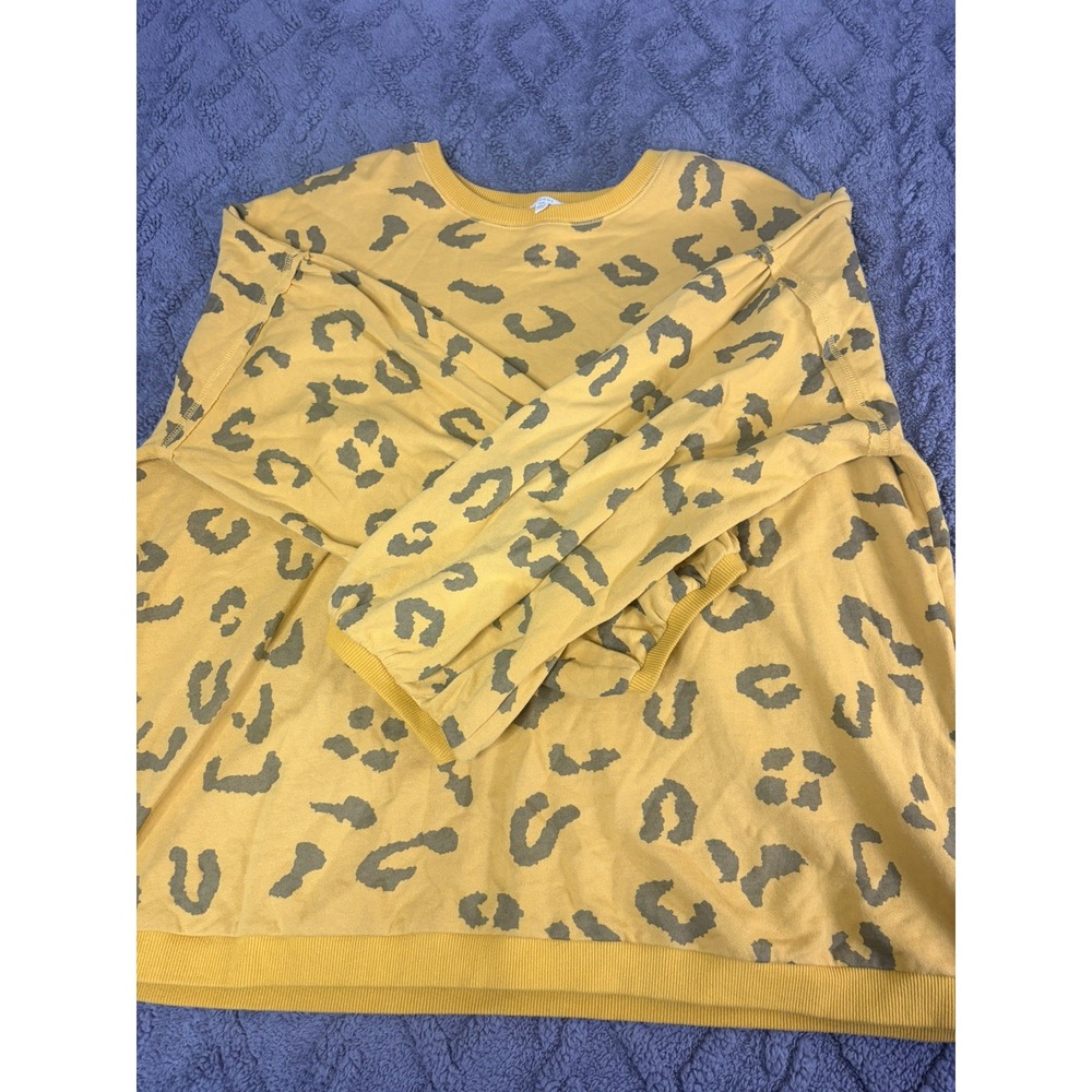 Easel Sweatshirt Size 1X Gold/Mustard Leopard Print Crewneck Pullover Stretch